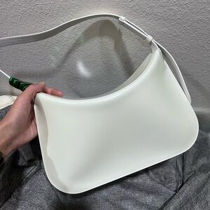 BOTTEGA VENETA Minimalist White Shoulder Bag